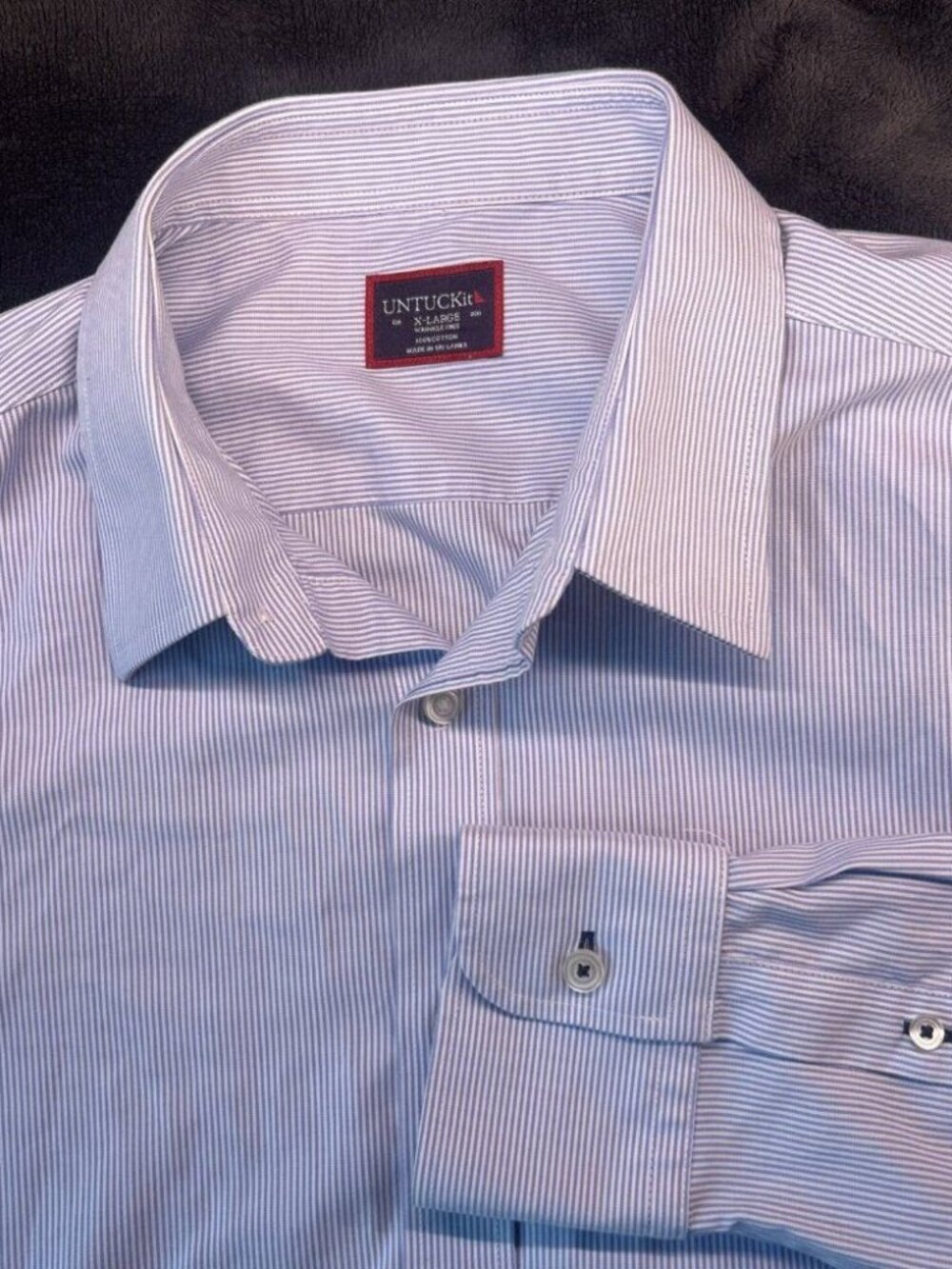 Mens Untuckit Size XL Button Down Long Sleeve Blue & White Stripe